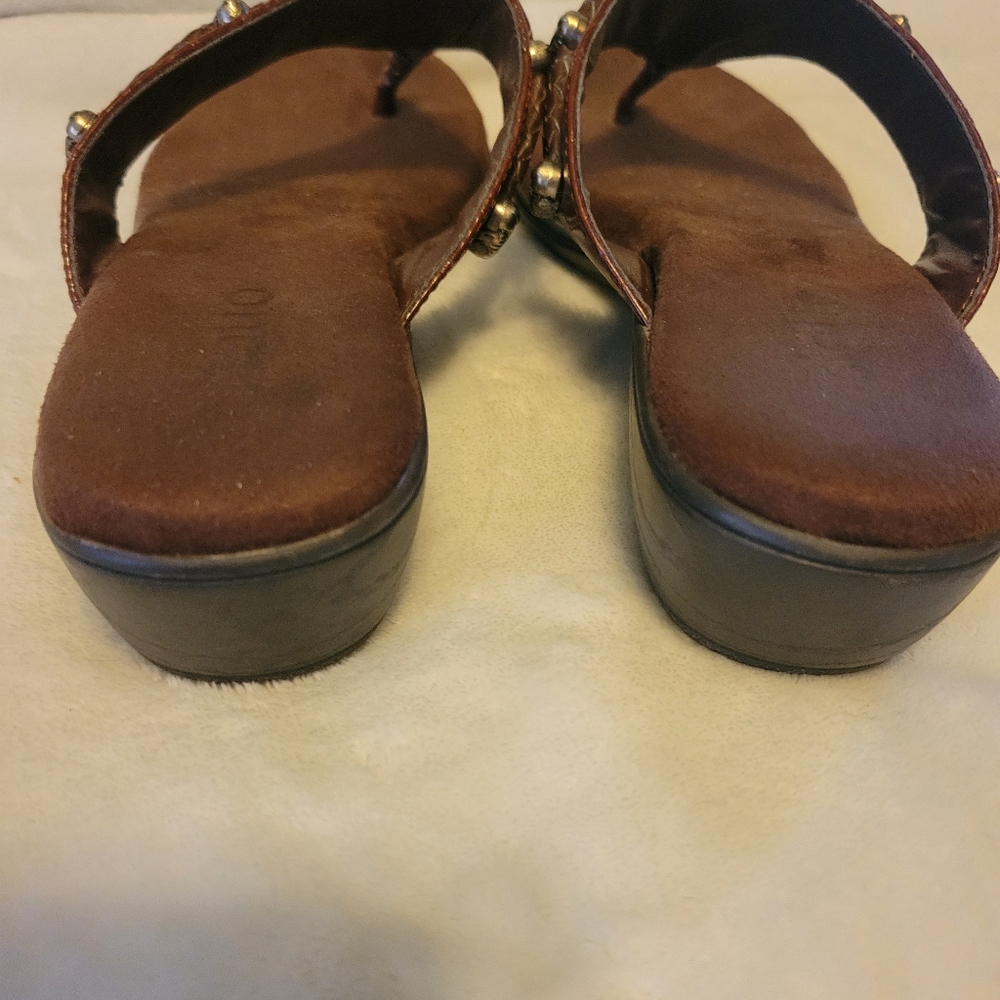 Sandals - Picture 4 of 5
